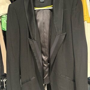 Elegant Black Blazer